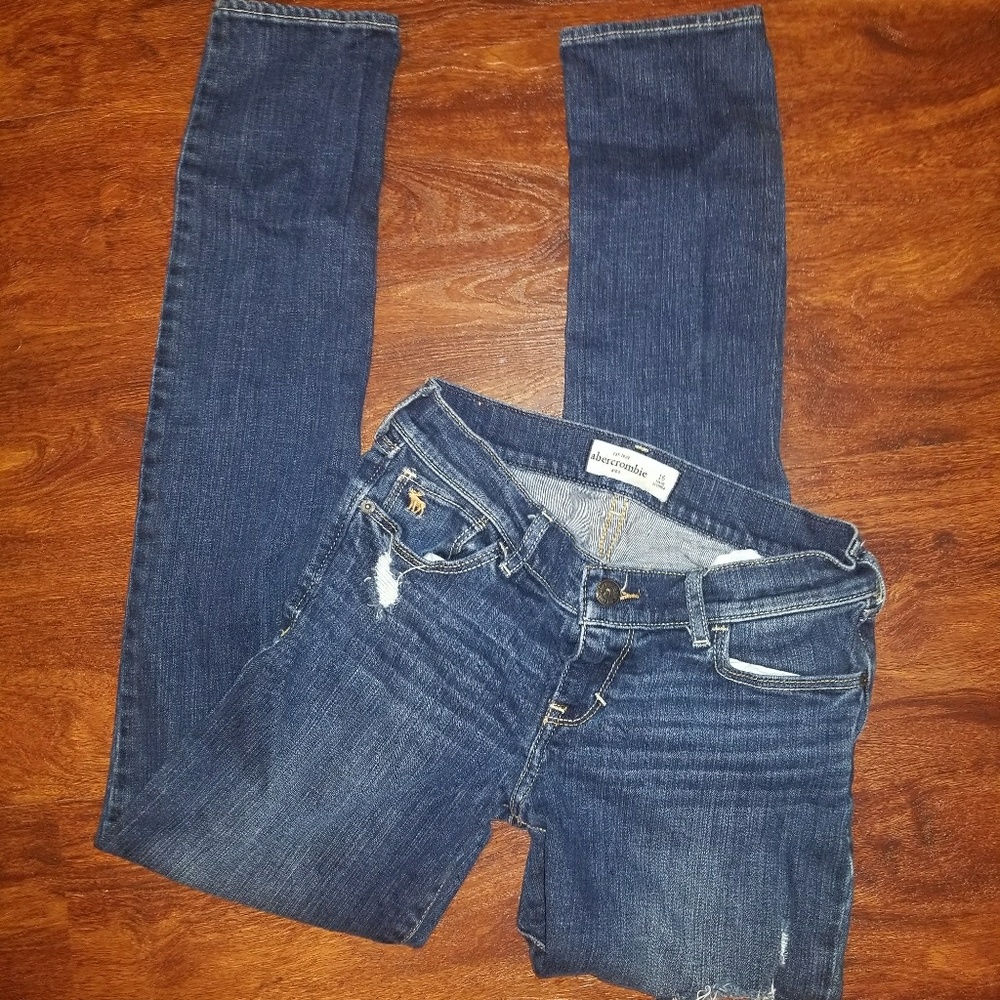Abercrombie blue jeans